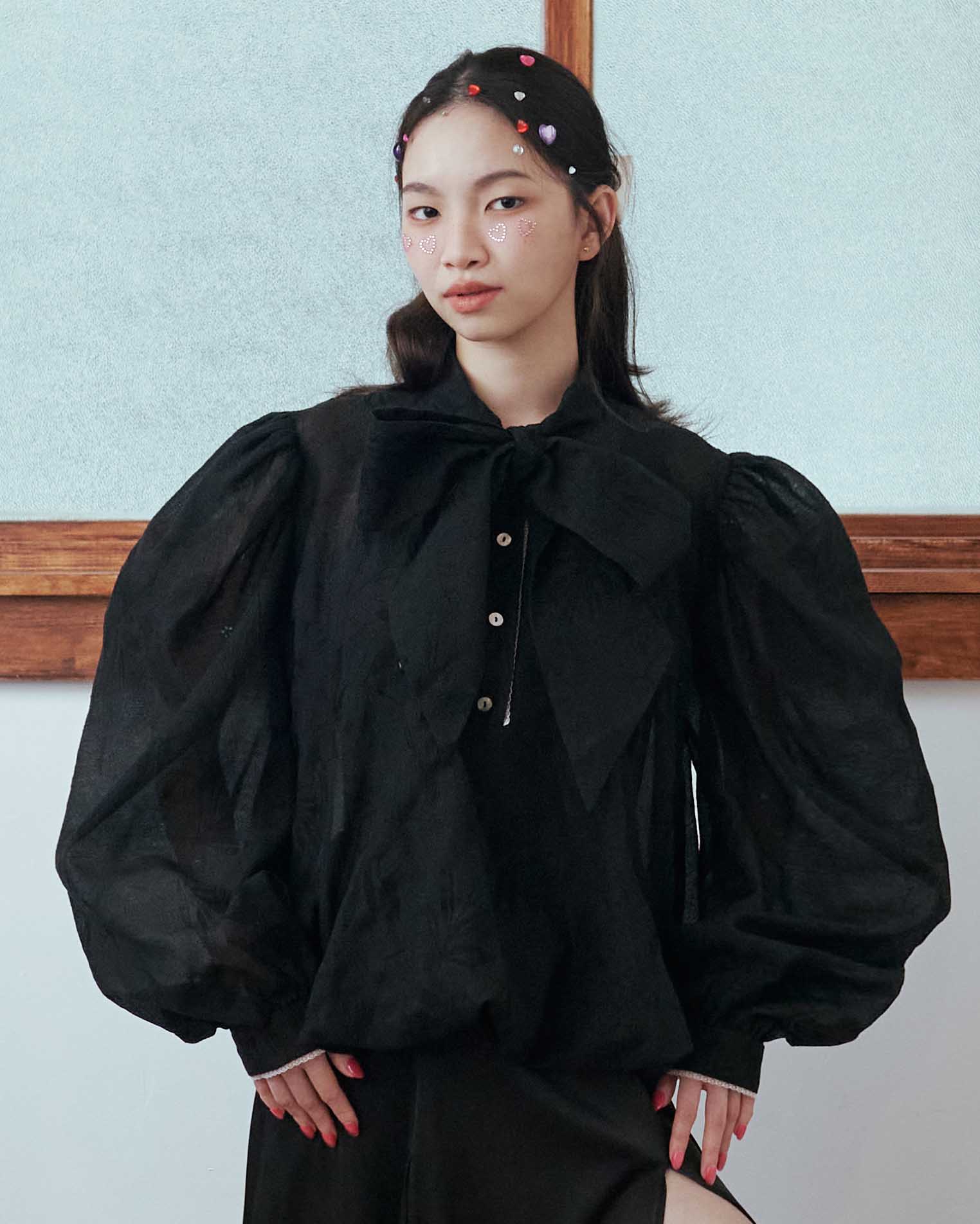Black Cloud Puffy Bow Blouse