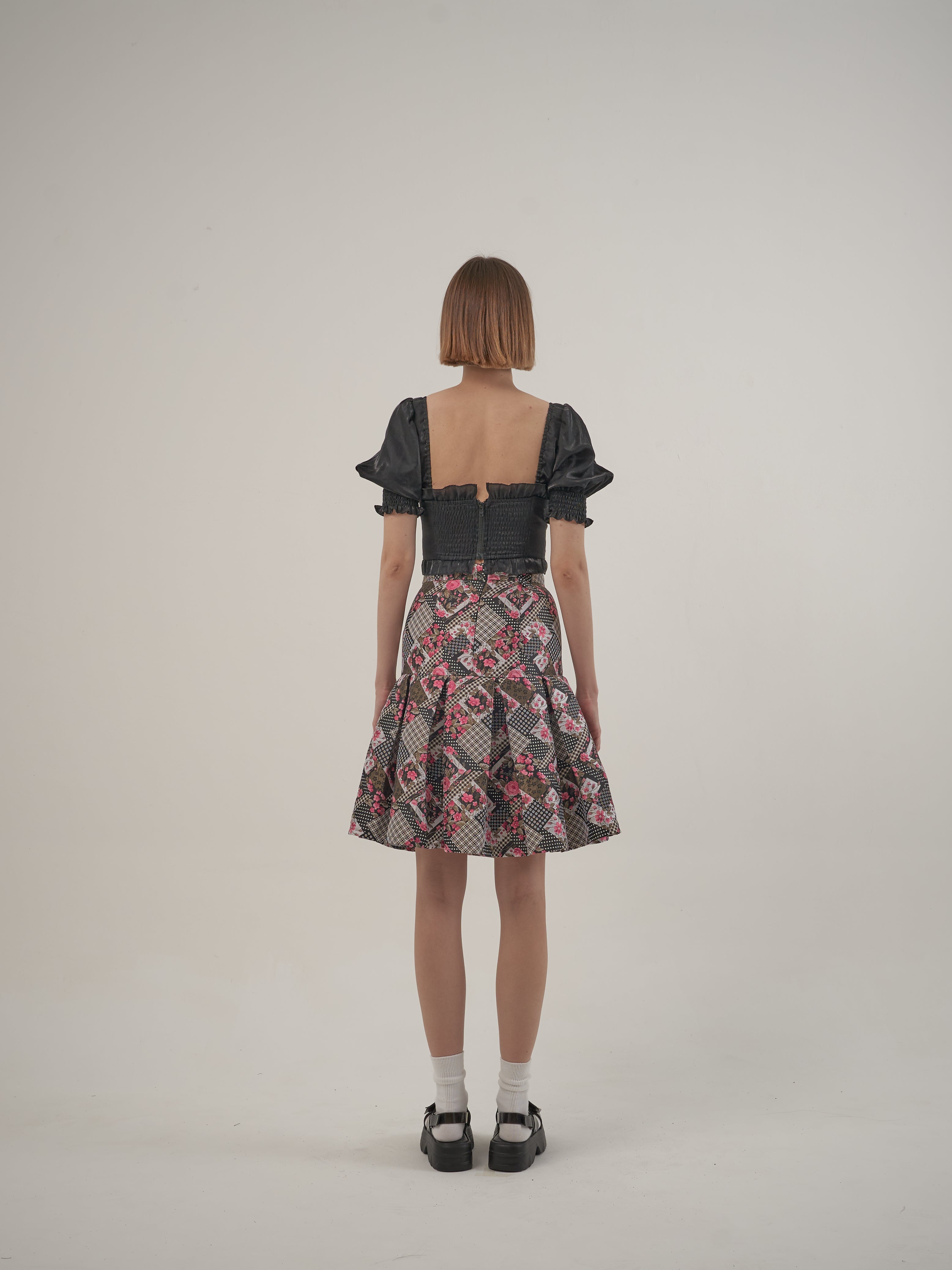 Black Puff Top and Skirt Quilt Set