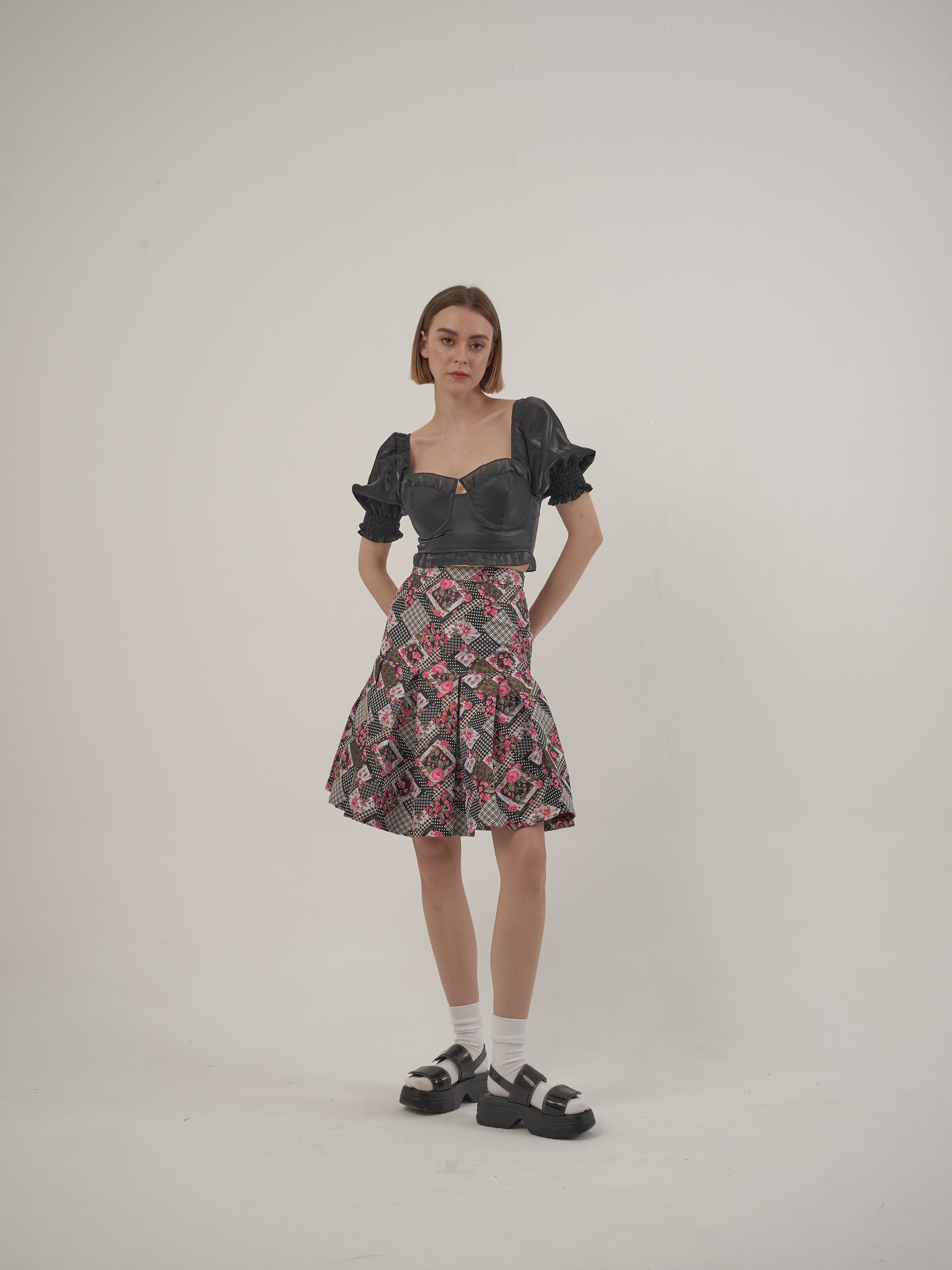 Black Puff Top and Skirt Quilt Set